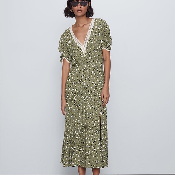 Zara Dresses & Skirts - Green floral Zara dress (rare)